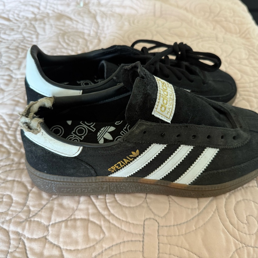 Adidas spezial